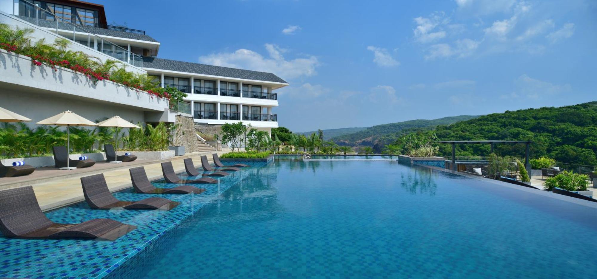 Hotel Courtyard By Marriott Mahābaleshwar Extérieur photo