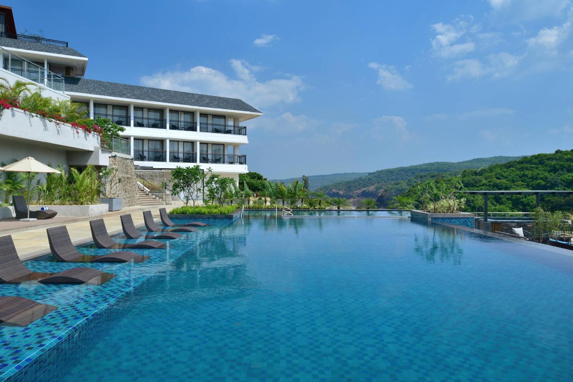 Hotel Courtyard By Marriott Mahābaleshwar Extérieur photo