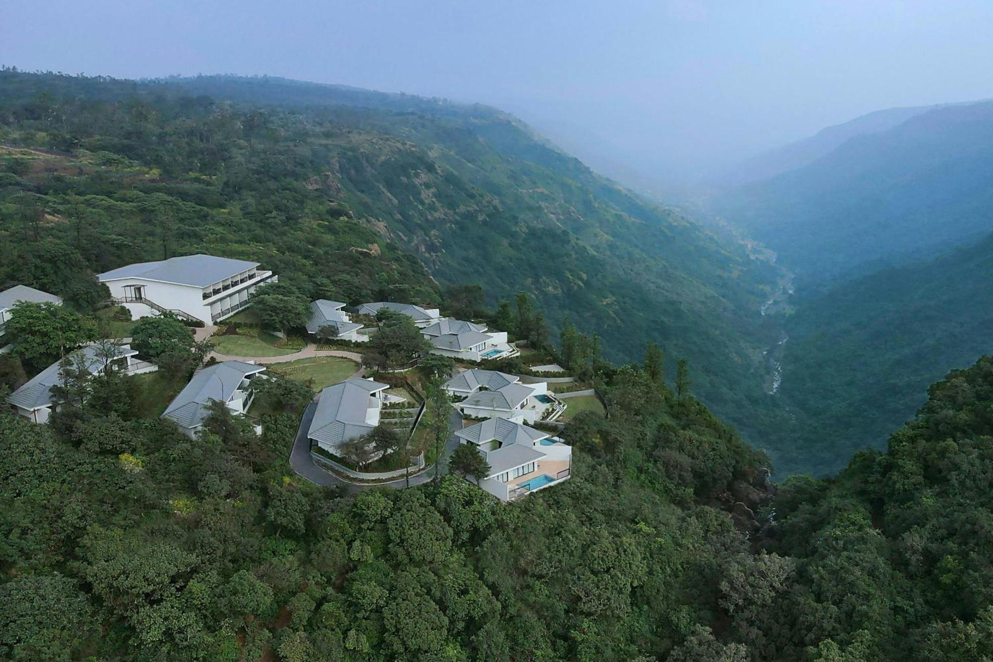 Hotel Courtyard By Marriott Mahābaleshwar Extérieur photo